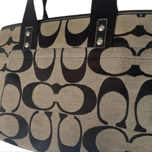 Vintage Coach Daisy Signature Collection Monogram Handbag - Picture 4 of 13